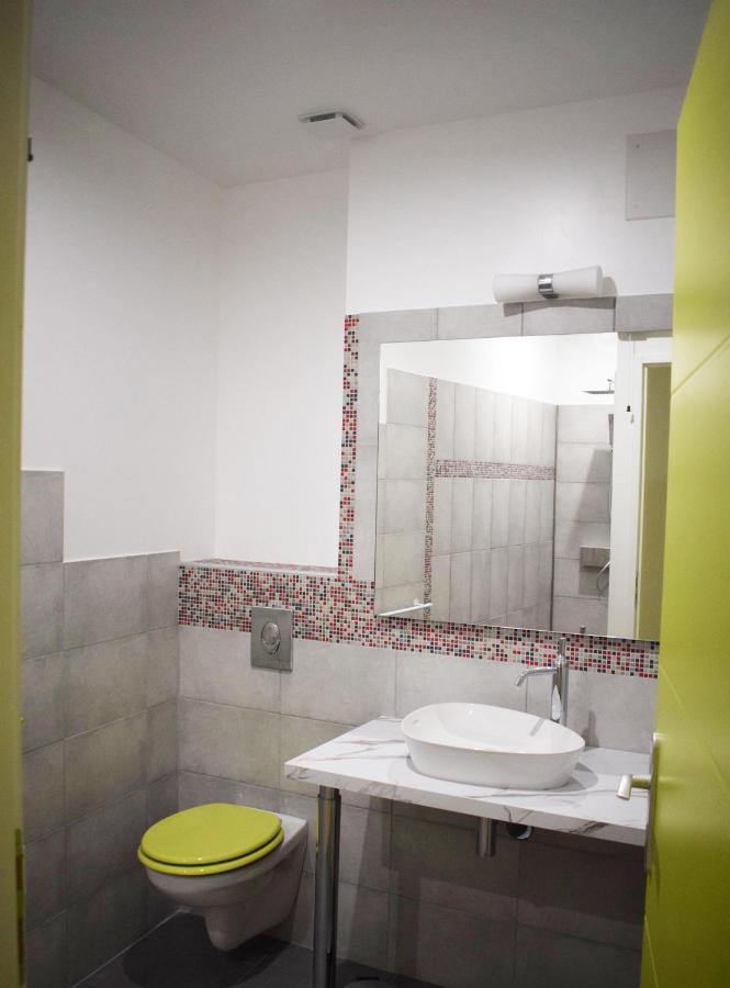 Art Home Bnb Carcassonne Bagian luar foto
