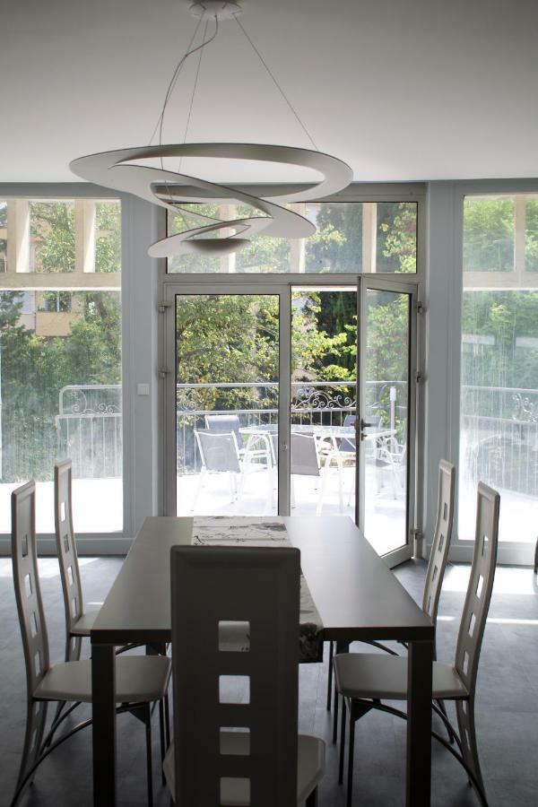 Art Home Bnb Carcassonne Bagian luar foto